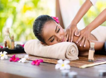 TRADITIONAL BALINESE MASSAGE