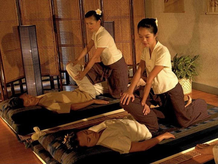 The Complete Guide to Traditional Thai Massage: Techniques, Benefits & Experience